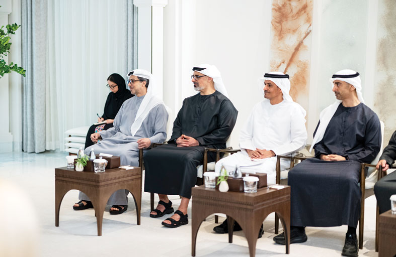 رئيس الدولة ورئيس ألبانيا يؤكدان أهمية إرساء ركائز الأمن والاستقرار والسلام في العالم  