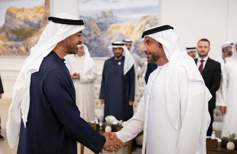 رئيس الدولة يؤكد أهمية مواكبة الرياضة الإماراتية ما تشهده الدولة من تطور وتقدم في مختلف المجالات التنموية  