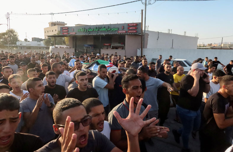 القوات الإسرائيلية تقتل فلسطينيا في الضفة الغربية 