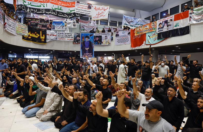 صحف عربية: الصدر يقترح صلحاً مشروطاً.. والإطار يناور