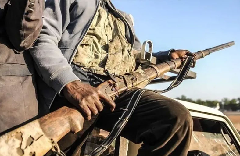 مسلحون يقتلون أكثر من 20 شخصا في قرى في شمال غرب نيجيريا 