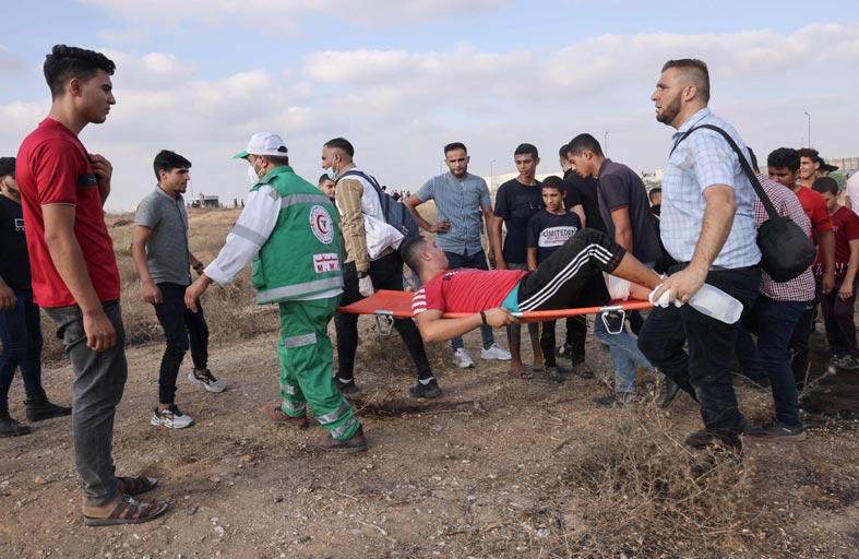 إسرائيل تقصف غزة بعد اشتباكات مع الفلسطينيين 