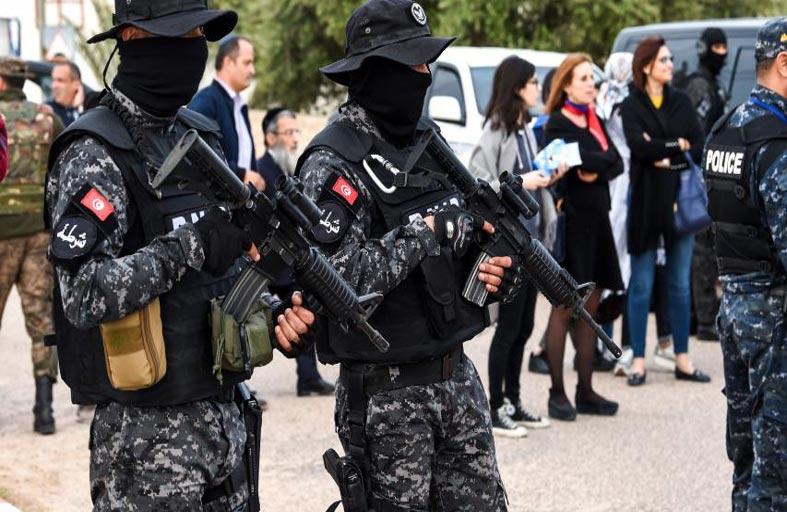 تونس تقبض على داعشي تلقى دروسا في المتفجرات 