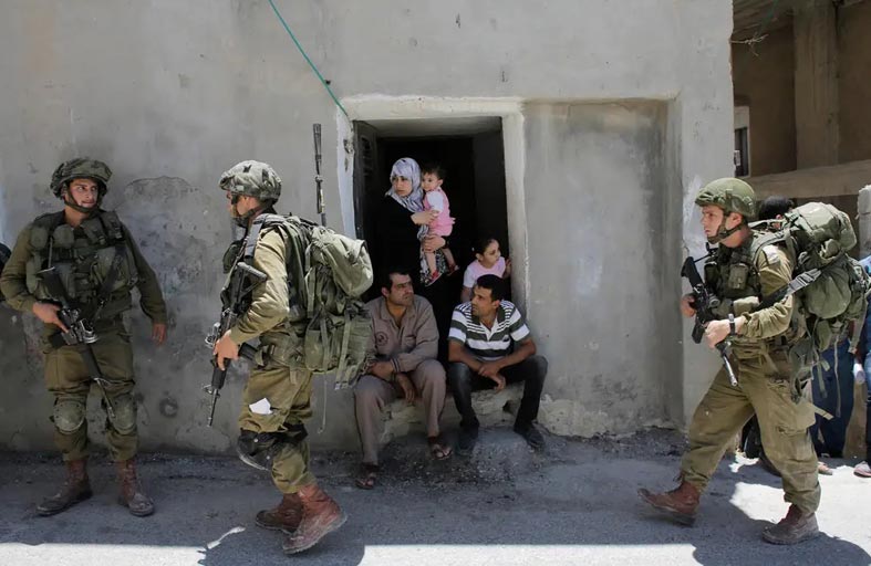 تقرير إسرائيلي: السلطة الفلسطينية تسقط ببطء