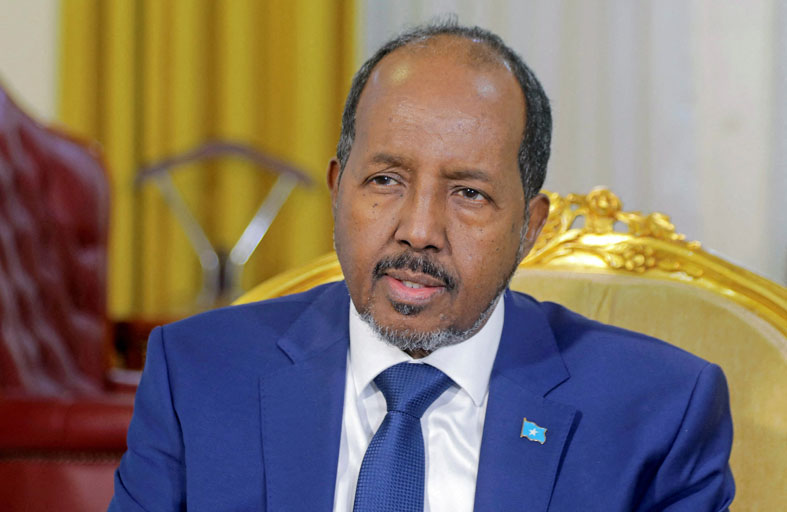  الرئيس الصومالي يتعهد بانتخابات وفق نظام الاقتراع العام 