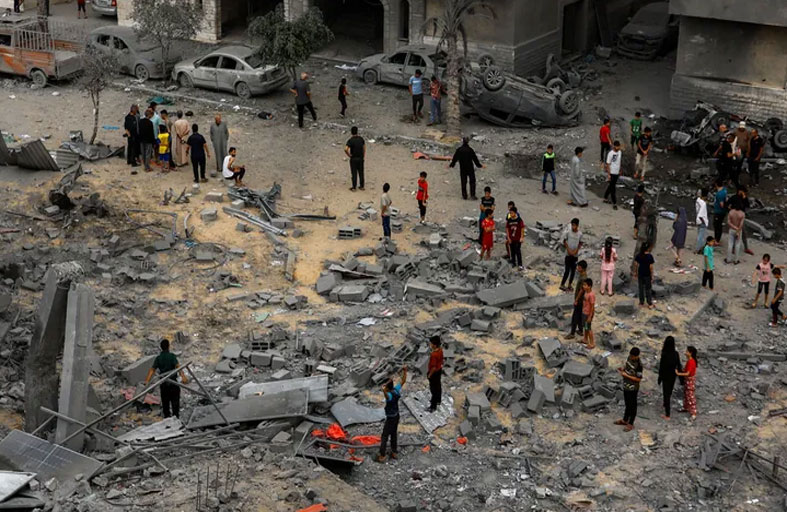 «دفنّا شهداءنا والمعونات زادت».. غزاويون يصفون وضعهم في الهدنة