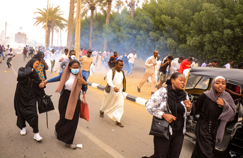 لحل أزمة السودان.. 3 مبادرات على الطاولة لكسر الجمود