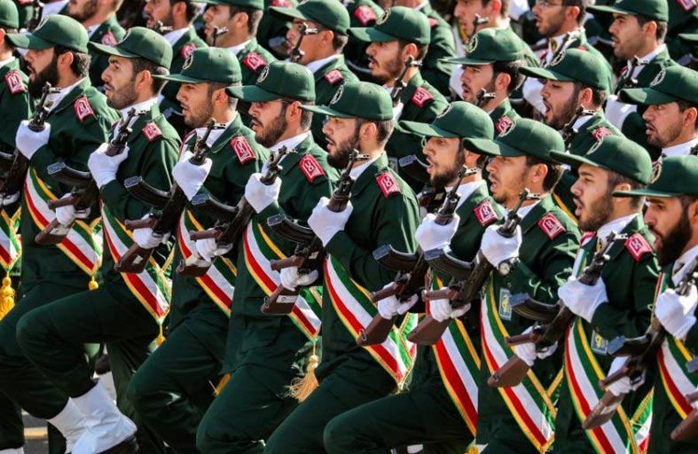 بايدن يتجه إلى إبقاء الحرس الإيراني بقائمة الإرهاب