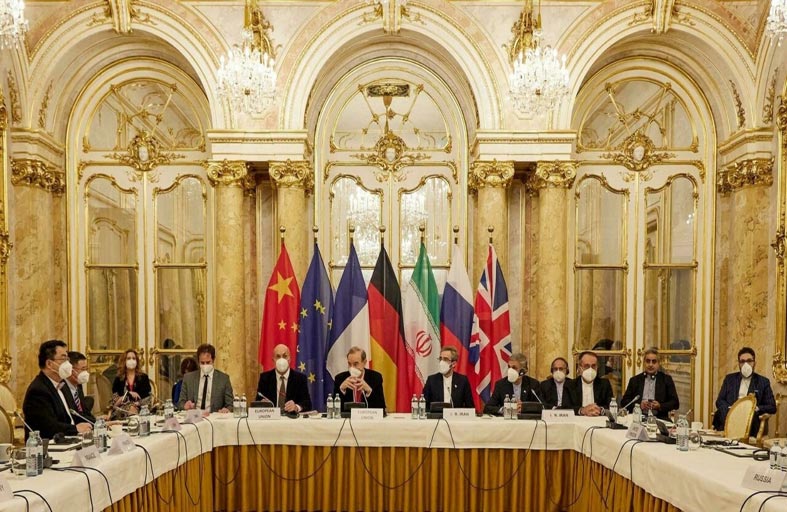 طهران تؤكد عودة مفاوضيها إلى فيينا اليوم