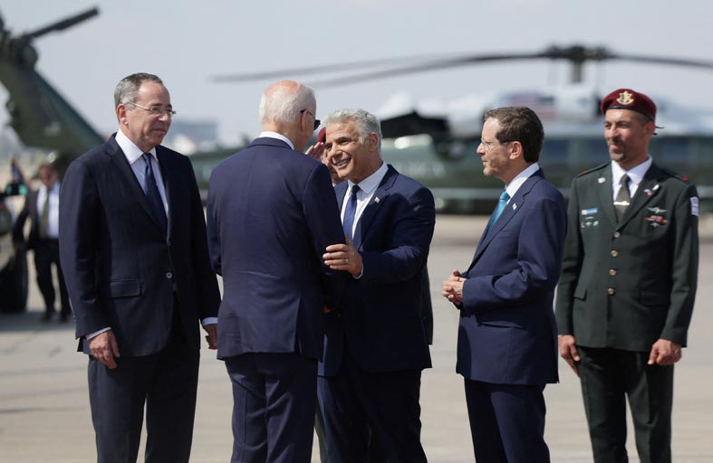 طموحات طهران النووية محور جولة بايدن إلى الشرق الأوسط