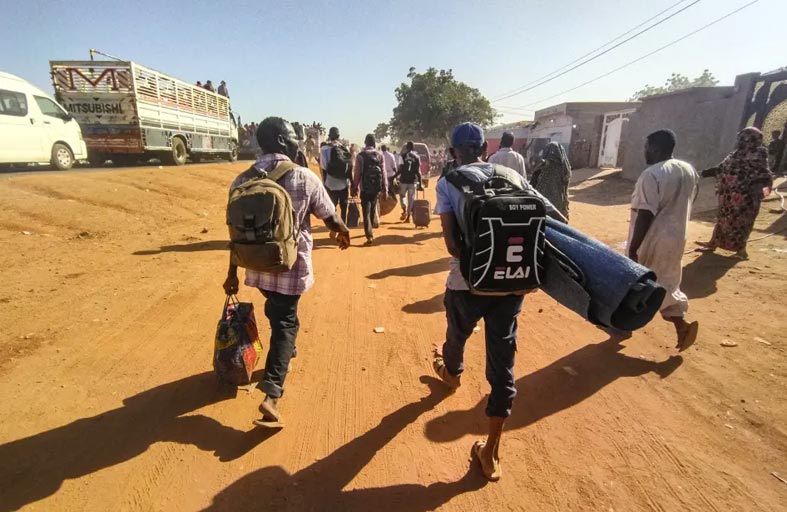 السودان.. اتساع رقعة الحرب يجبر نازحين على «نزوح جديد»