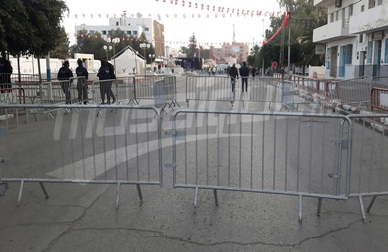 أكثر من نصف التونسيين يرون أن الثورة فشلت