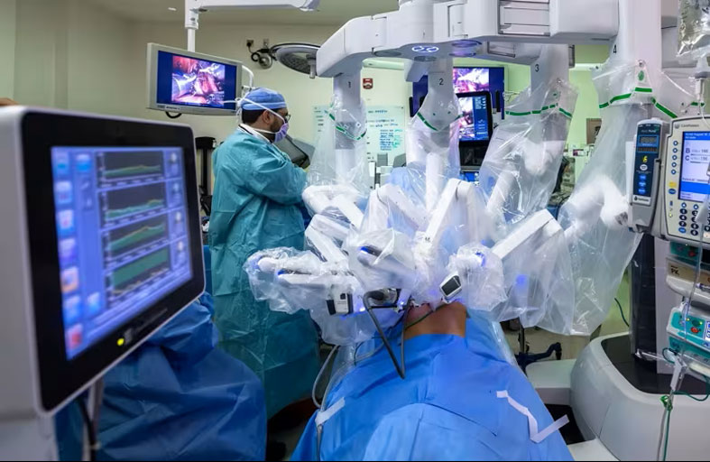 جدل بين الجراحين حول استخدام الأنظمة الروبوتية في زراعة الرئة