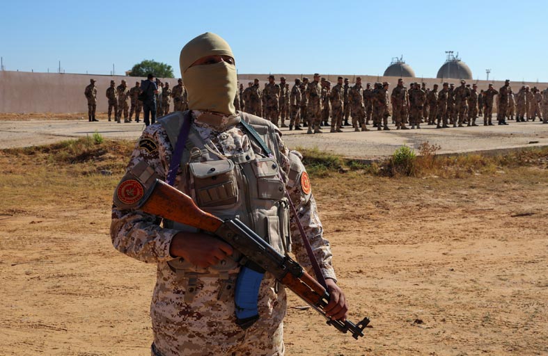 جهود سعودية لحل سلمي لأزمة ليبيا.. دون تدخلات أجنبية
