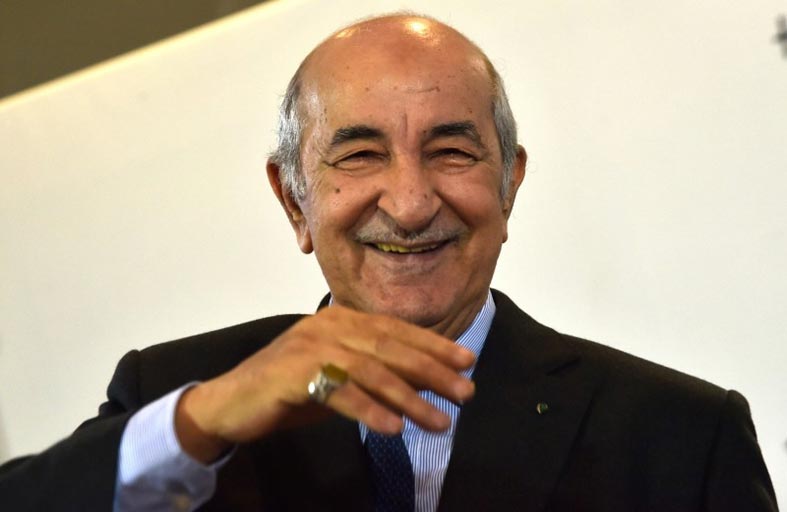 رئيس الجزائر يحذر ليبيا من النموذج الصومالي