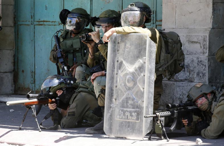  مقتل فلسطينيين اثنين بنيران إسرائيلية في الضفة 