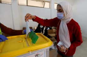 الأردنيون يدلون بأصواتهم في انتخابات نيابية  