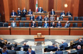 برلمان لبنان يخفق في اختيار رئيس جديد للبلاد