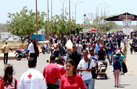 10 آلاف مهاجر فنزويلي يتجمّعون في شمال كولومبيا 