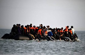 الاتحاد الأوروبي يرسل قوارب إلى القنال الإنجليزي لمواجهة الهجرة 