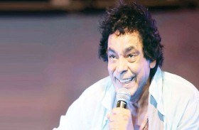 محمد منير.. فنان كسر القوالب وحرّر الغناء من حدوده 