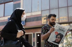 توقيفات جديدة في إيران عقب تظاهرات منددة بوفاة شابة 