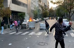 تصاعد القمع يفشل في كبح الاحتجاجات الإيرانية 