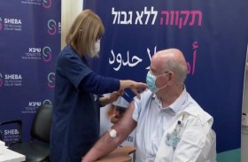 إسرائيل توسع نطاق إعطاء الجرعات المعززة من لقاح كوفيد