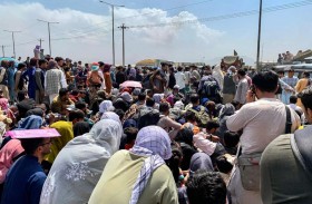 برادر في كابول لتشكيل حكومة وسط فوضى عارمة 