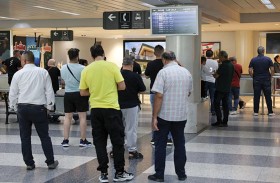 لبنان يمنع حمل الأجهزة اللاسلكية على متن الطائرات