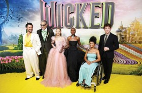 Wicked.. متعة موسيقية خالصة وقصة تصلح للكبار والصغار